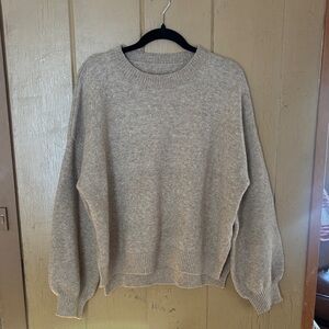 Cozy Women's Crew Neck Sweater - Tan